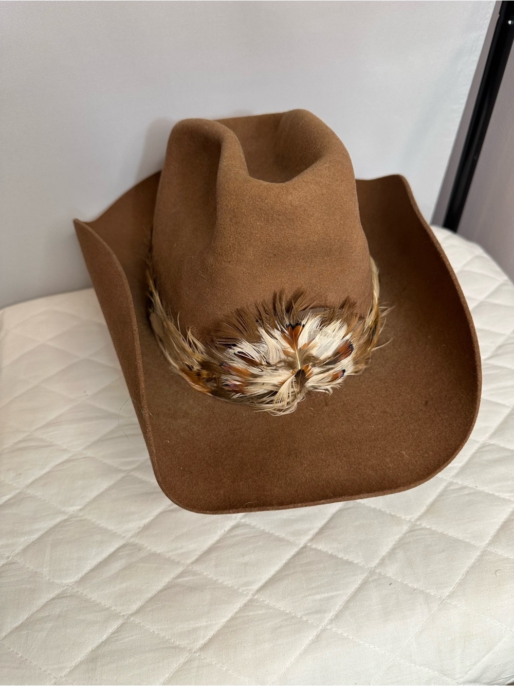 Trail Rigger Felt Cowboy Hat - Camel Tan with Red Logo Cowgirl Size 6 7/8